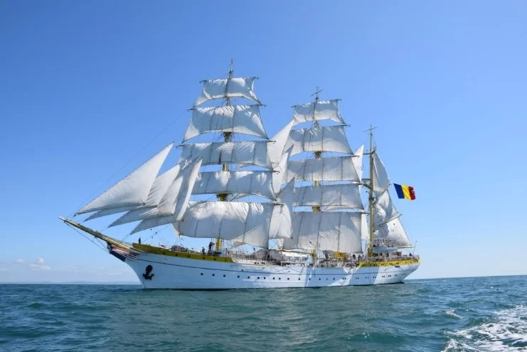 School ship Mircea