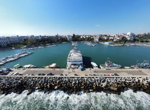 Alezzi Yacht