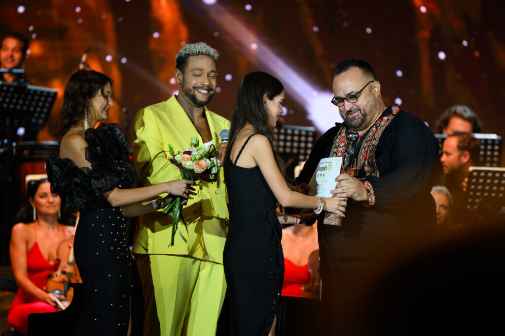 Marele trofeu a fost câștigat de tenorul brazilian Sandro Machado, pentru melodia „O mie de dorințe“,