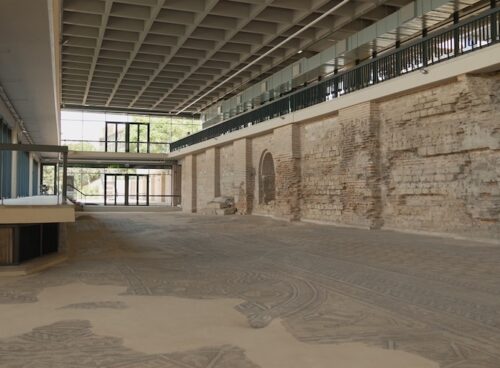 Edificiul roman cu mozaic