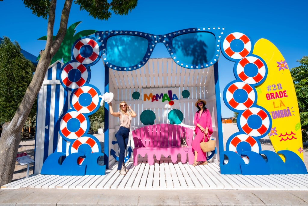 Alte două puncte foto „instagramabile”, instalate în Stațiunea Mamaia