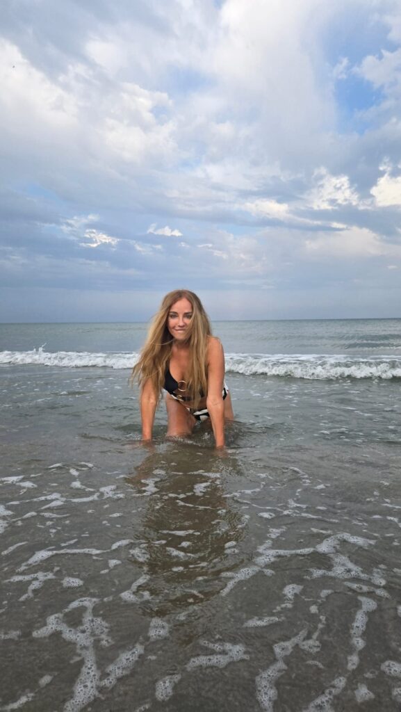 Tania Budi, gazda serilor LUV34