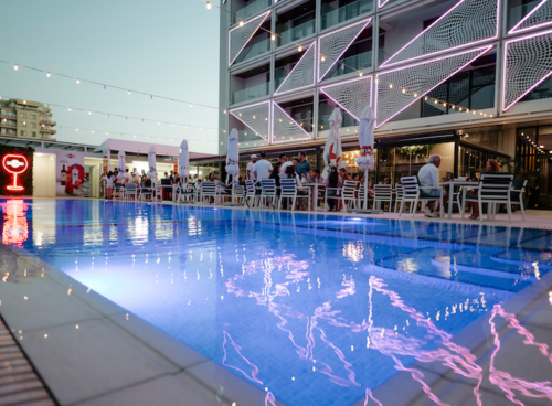 Organizația de Management al Destinației Mamaia Constanța lansează un Ghid practic pentru operatorii HORECA.