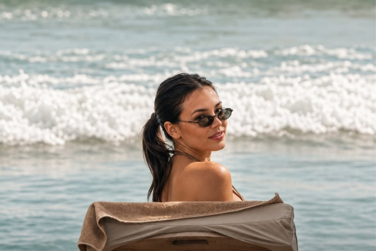 În perioada 14–16 august, Neversea Beach pregătește trei zile de plajă, muzică live, experiențe culinare și seri la malul mării. Iar cei care aleg să rămână și după apus au două motive în plus: The Motans cântă live pe 14 august, iar Irina Rimes pe 15 august, în seara de Ziua Marinei.