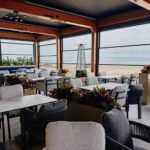 Terasa restaurantului ADDRESS 44° din Mamaia Nord, cu vedere spre mare